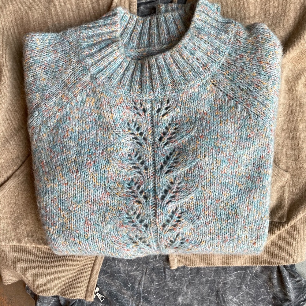 LOFT Sweater XS - Picture 4 of 4